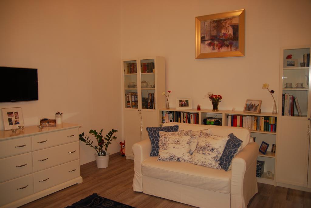 Balazs Apartment - Oktogon Budapest Ngoại thất bức ảnh